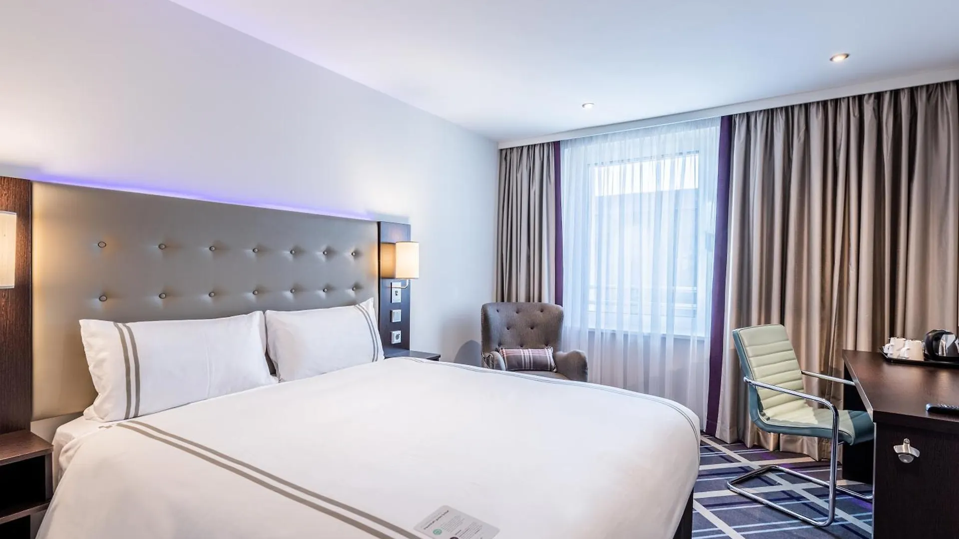 Premier Inn Muenchen City Zentrum 3*, Münih
